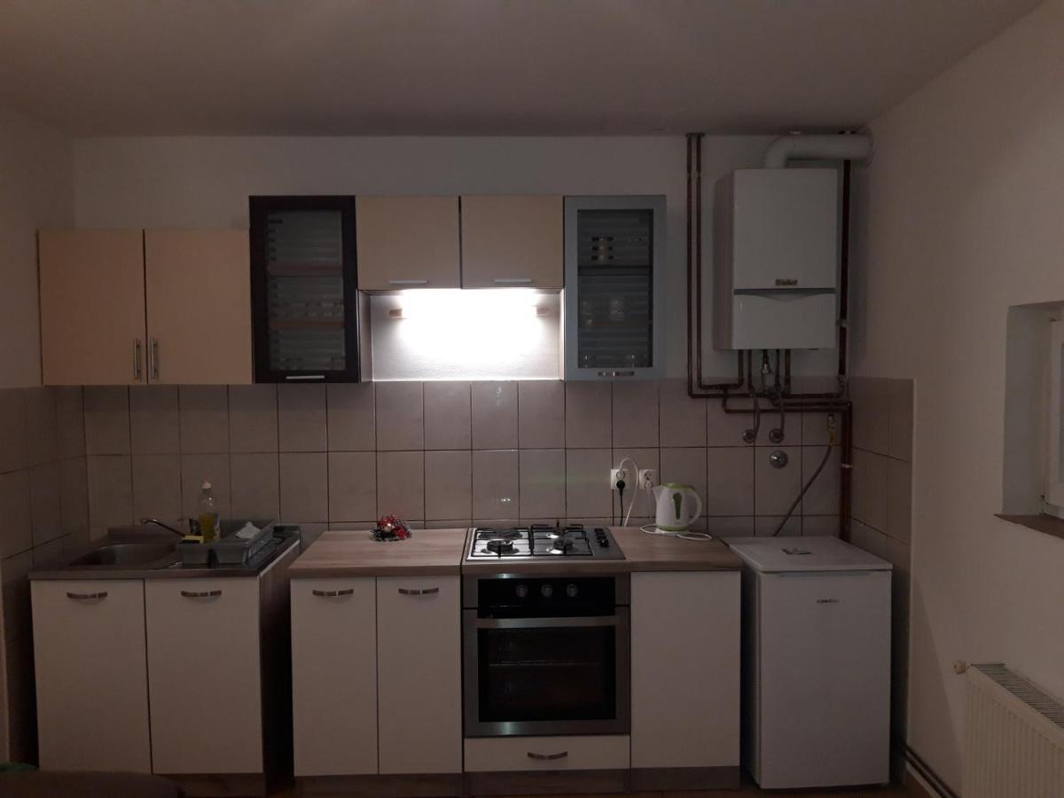 Apartment Eurho Ossero Esterno foto