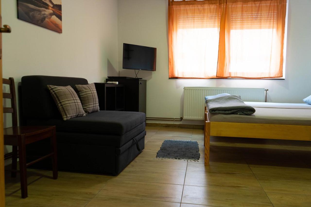 Apartment Eurho Ossero Esterno foto