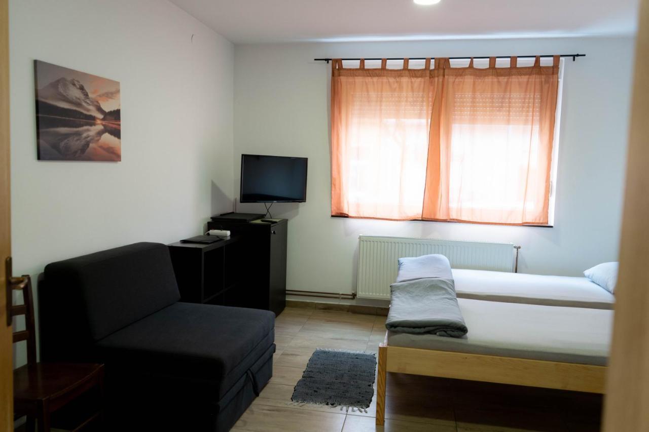 Apartment Eurho Ossero Esterno foto