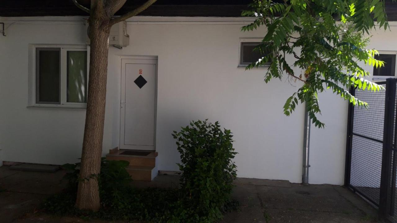 Apartment Eurho Ossero Esterno foto
